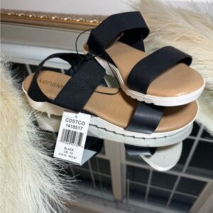 [[NWT]] Women's Size 10 Black Strappy Sandals – Super Comfy!